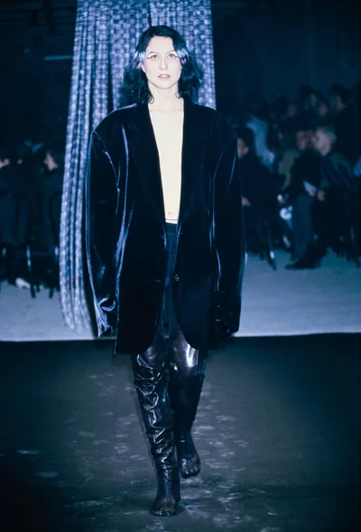 Look 25